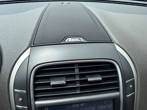 Used 2020 Lincoln Nautilus Reserve AWD/4WD image 26