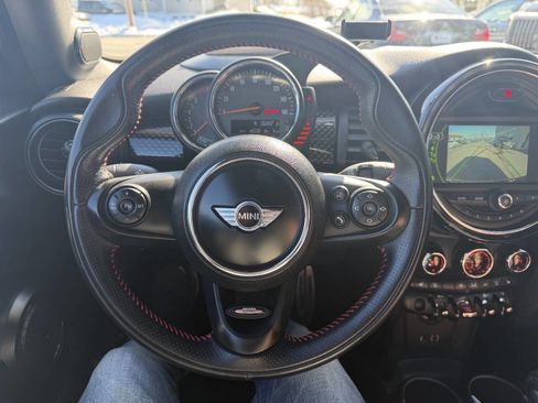 Used 2016 MINI Cooper S image 27