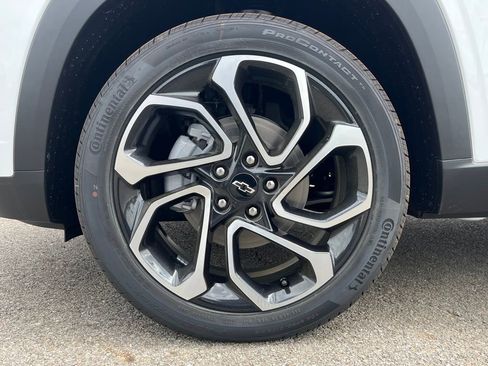 New 2026 Chevrolet Trax RS w/ Driver Confidence Package FWD image 12