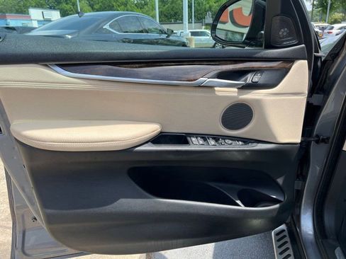 Used 2017 BMW X5 xDrive35i AWD/4WD image 11