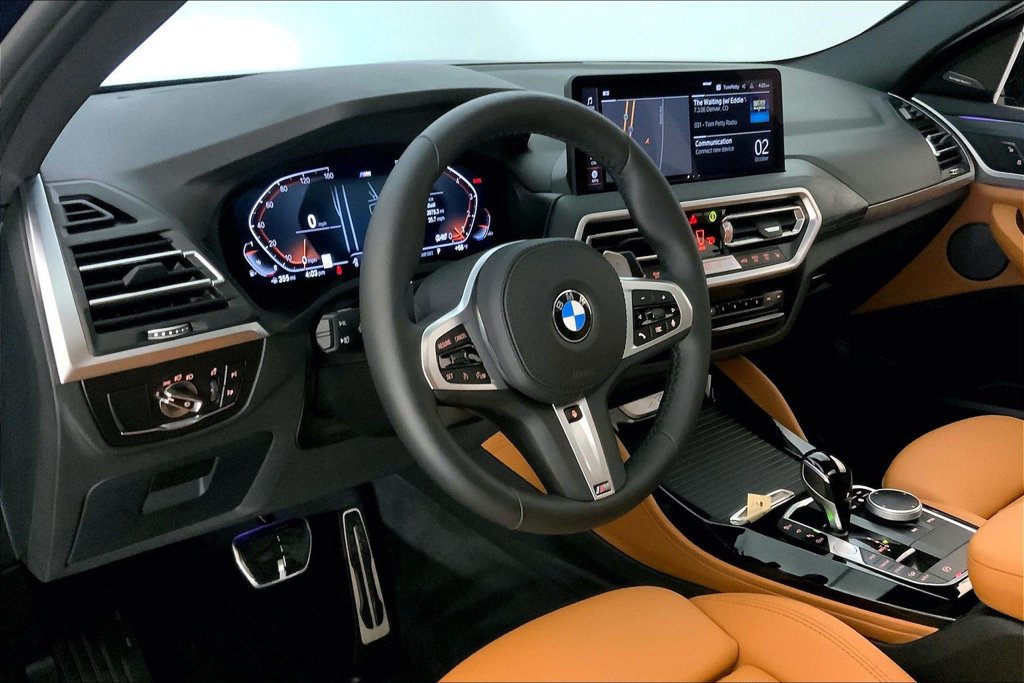Certified 2025 BMW X4 xDrive30i w/ Premium Package AWD/4WD image 21