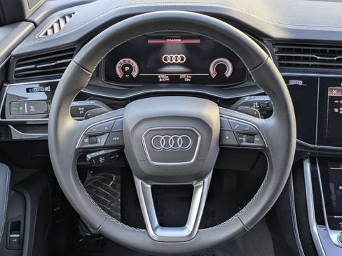 Used 2025 Audi Q7 3.0T Prestige w/ Prestige Package AWD/4WD image 17