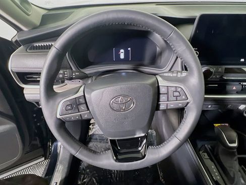 Certified 2026 Toyota Grand Highlander Limited AWD/4WD image 11