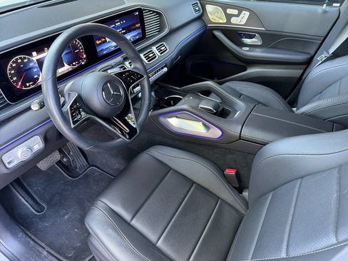 Used 2024 Mercedes-Benz GLE 450e 4MATIC image 9