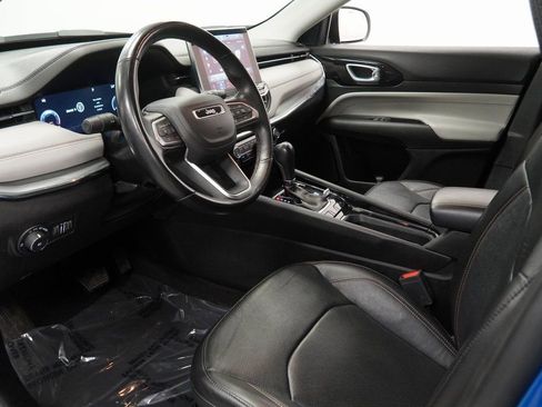 Certified 2022 Jeep Compass Limited w/ Elite Group image 17