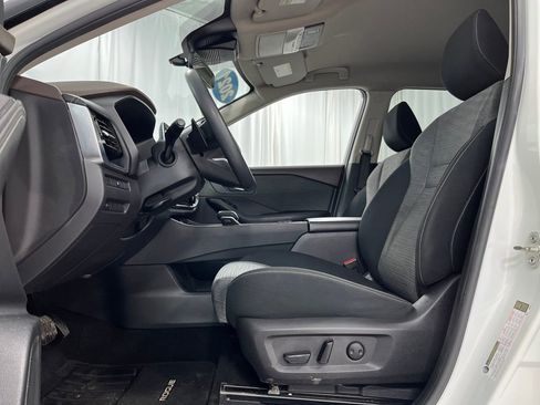 Used 2021 Nissan Rogue SV image 10