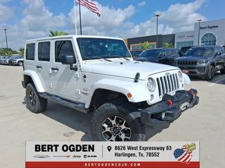 Used 2017 Jeep Wrangler Unlimited Sahara w/ Connectivity Group AWD/4WD video 1