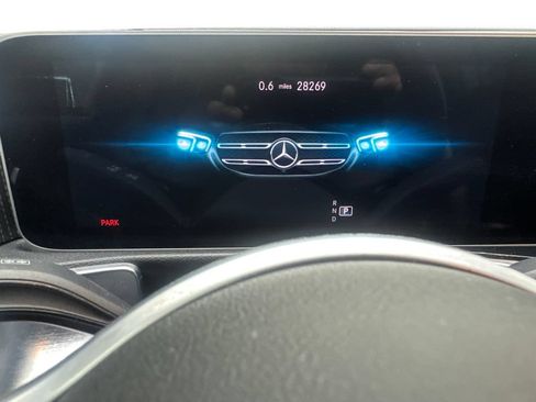 Used 2021 Mercedes-Benz GLB 250 w/ Premium Package image 56