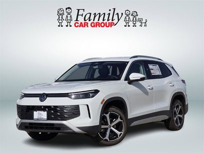 New 2025 Volkswagen Tiguan SE
