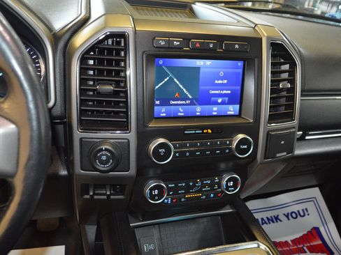 Used 2021 Ford Expedition XLT AWD/4WD image 20