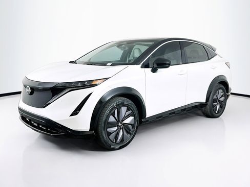 Used 2023 Nissan Ariya FWD image 3