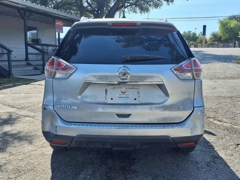 Used 2015 Nissan Rogue SV FWD image 5