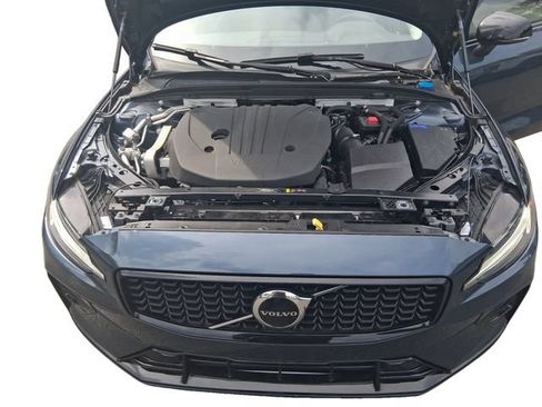 Used 2024 Volvo S60 B5 Core AWD/4WD image 20