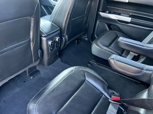 Certified 2022 Ford Explorer XLT w/ Equipment Group 202A image 13