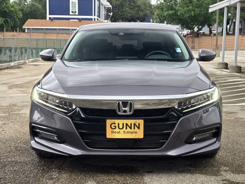 Used 2019 Honda Accord Touring image 9
