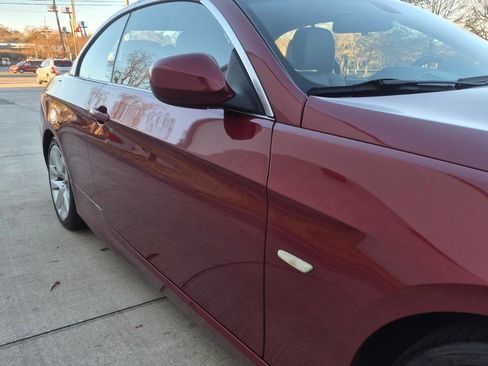 Used 2013 BMW 328i Convertible image 29