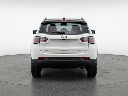 Used 2025 Jeep Compass Limited AWD/4WD image 7