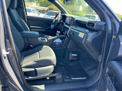 Used 2024 Toyota Tacoma SR5 w/ SR5 Upgrade Package image 14