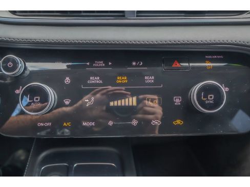 Used 2023 INFINITI QX60 Pure AWD/4WD image 27