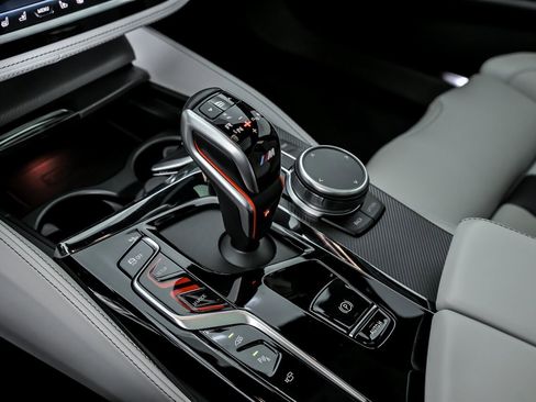 Used 2023 BMW M5 w/ Competition Package image 38