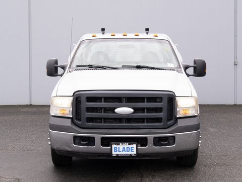 Used 2007 Ford F350 XL image 13