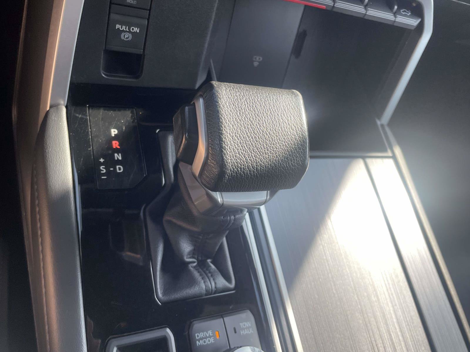 Used 2025 Toyota Tundra Platinum AWD/4WD image 19