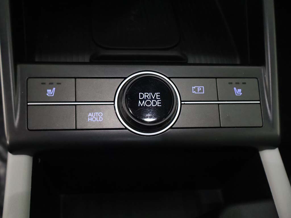Used 2024 Hyundai Kona SEL w/ Convenience Package FWD image 45