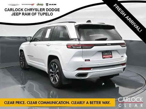 Used 2023 Jeep Grand Cherokee Overland w/ Luxury Tech Group IV AWD/4WD image 11