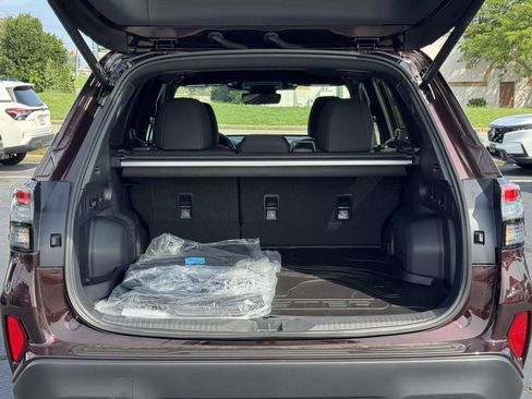 Used 2026 Subaru Forester Premium AWD/4WD image 14