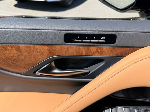 New 2026 Lexus LX 700h Luxury AWD/4WD image 33