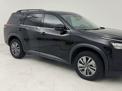 Used 2025 Nissan Pathfinder SV