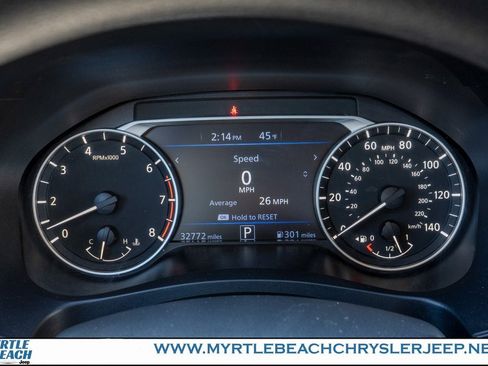 Used 2025 Nissan Altima 2.5 SV image 24