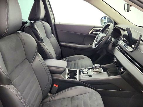 Used 2022 Mitsubishi Outlander SE AWD/4WD image 23