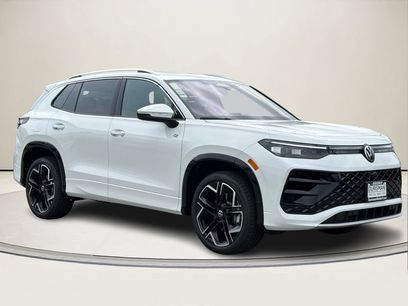 New 2026 Volkswagen Tiguan SEL R-Line