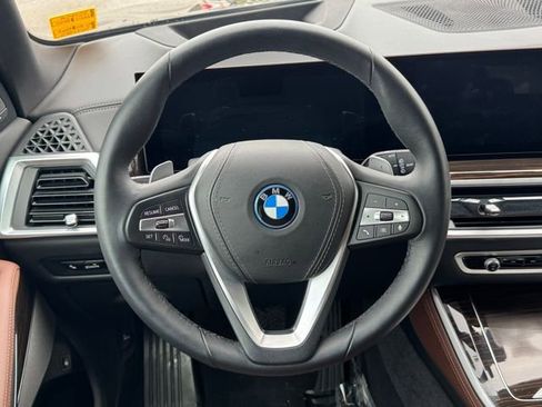 Certified 2024 BMW X5 xDrive50e w/ Premium Package image 21