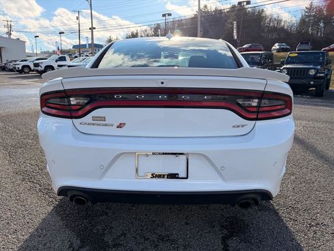 Used 2022 Dodge Charger GT w/ Plus Group image 5