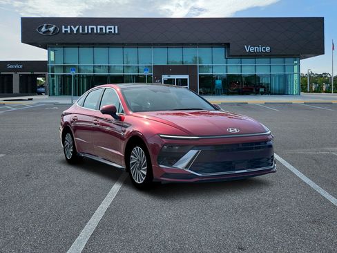 New 2026 Hyundai Sonata Limited FWD image 11