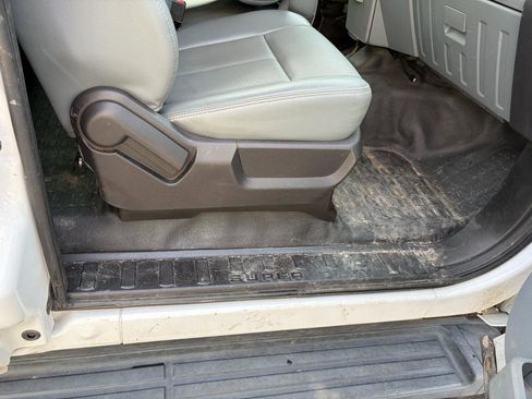 Used 2016 Ford F250 XL w/ XL Appearance Package AWD/4WD image 41