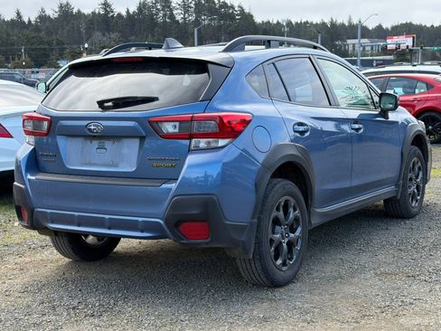 Used 2022 Subaru Crosstrek 2.5i Sport w/ Moonroof Package image 5