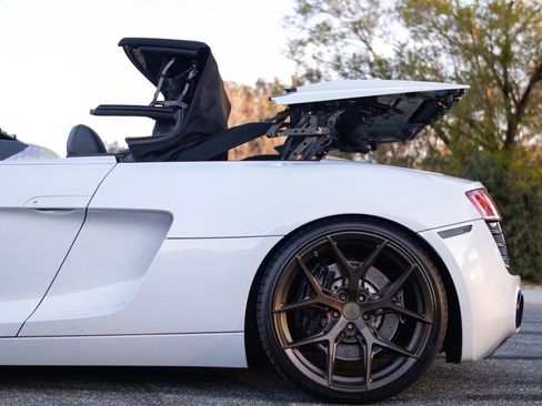 Used 2012 Audi R8 V8 image 27