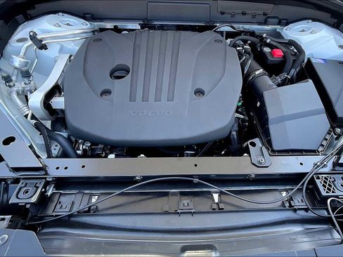 New 2026 Volvo XC60 B5 Plus w/ Protection Package Premier image 13