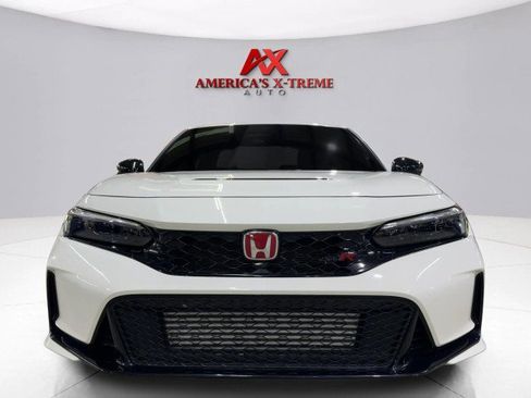 Used 2025 Honda Civic Type R image 9