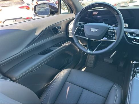 New 2026 Cadillac Lyriq Sport image 16