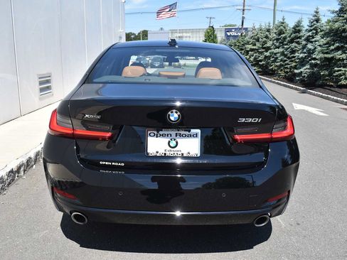 Used 2023 BMW 330i xDrive Sedan w/ Premium Package AWD/4WD image 6