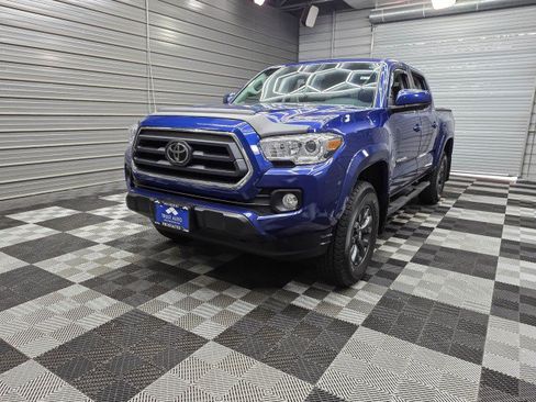 Used 2022 Toyota Tacoma SR5 AWD/4WD image 43