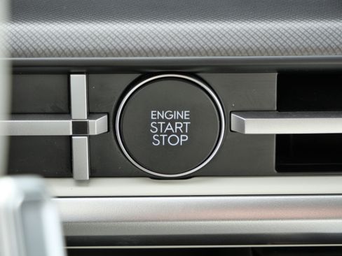 Certified 2026 Hyundai Santa Fe SEL w/ Tow & Go Package image 29