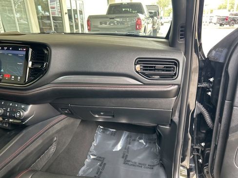 Used 2023 Dodge Durango R/T image 23