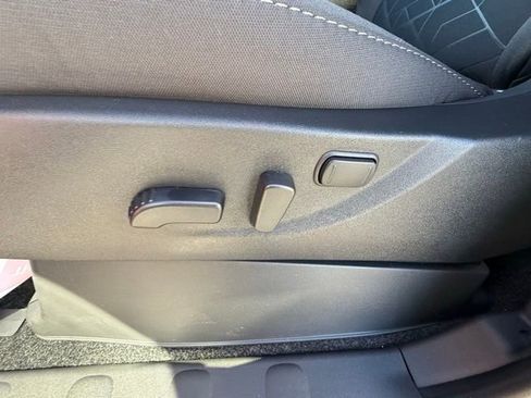 New 2026 Nissan Frontier SV w/ SV Convenience Package image 13