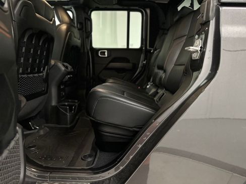 Used 2023 Jeep Gladiator Mojave w/ Safety Group image 22