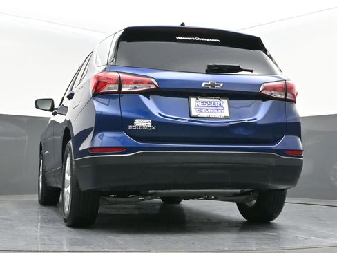 Used 2022 Chevrolet Equinox LS w/ LS Convenience Package image 37